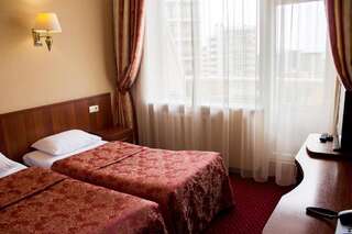 Гостиница Грейс Наири Сочи Стандартный двухместный номер с 1 кроватью или 2 отдельными кроватями и балконом-4