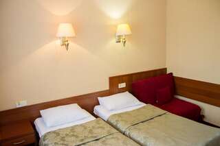 Гостиница Грейс Наири Сочи Стандартный двухместный номер с 1 кроватью или 2 отдельными кроватями-4